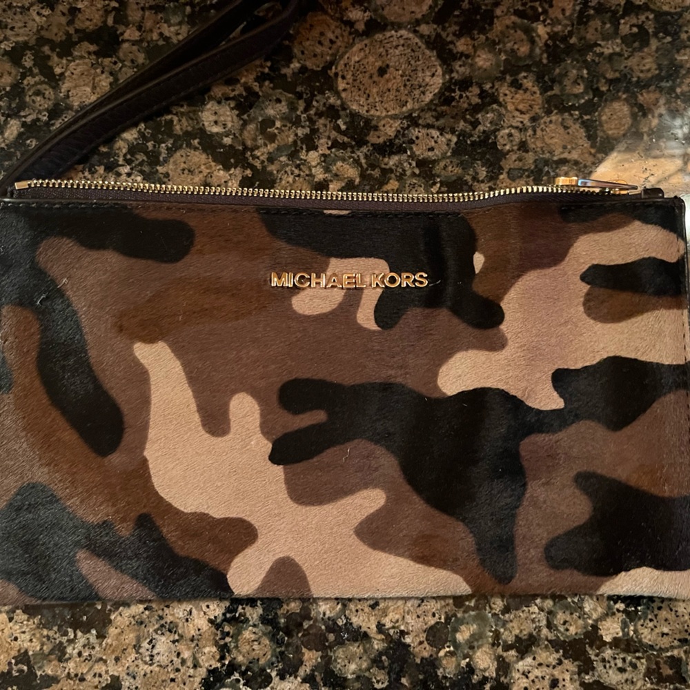 Michael kris camo wristlet brand new